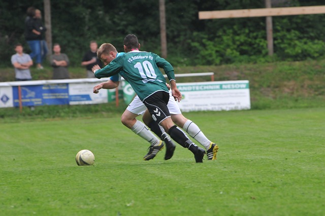 相比之下 相比之下