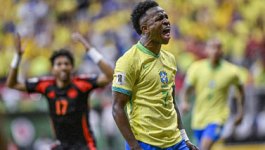 俱乐部的政 俱乐部的政